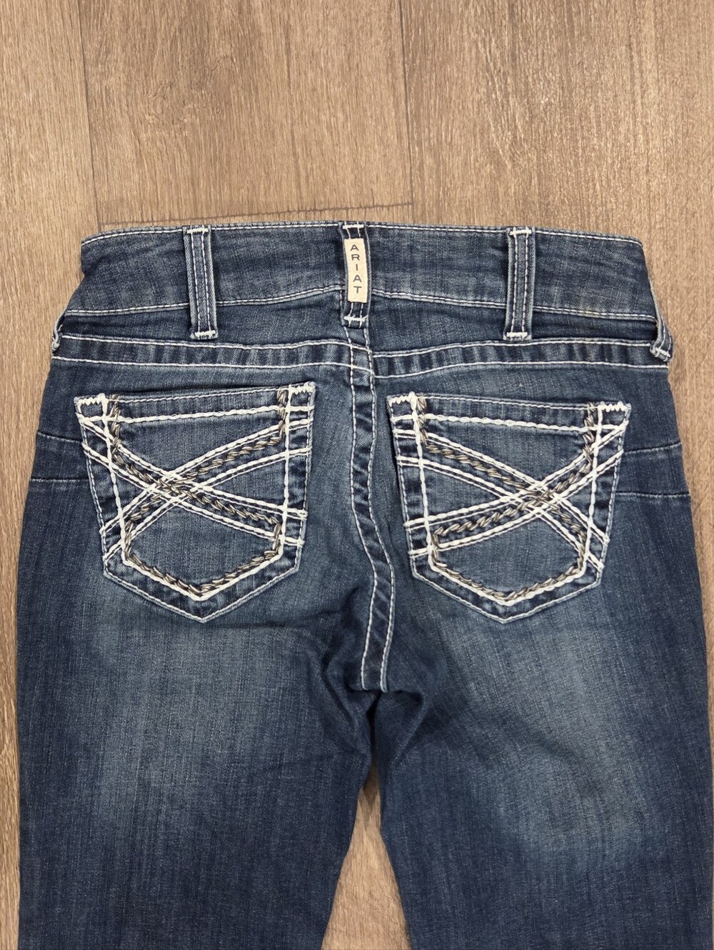 Ariat Mid Rise Bootcut Jeans 28L - Picture 8 of 9
